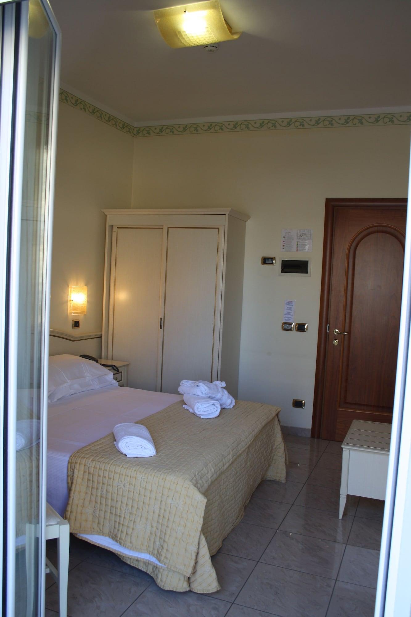 Hotel Gaston Rimini Eksteriør bilde