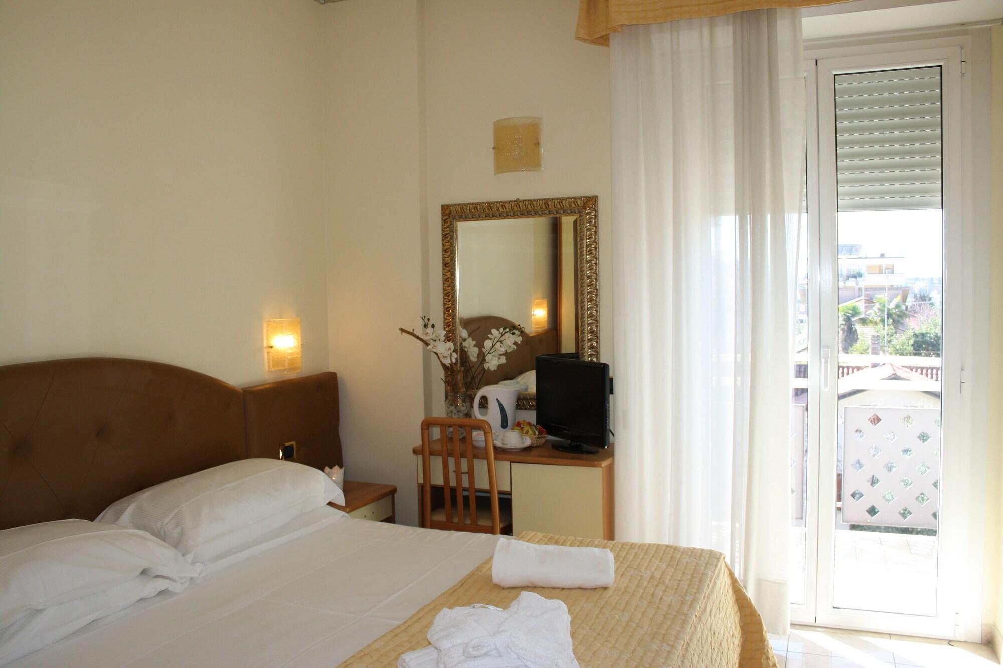 Hotel Gaston Rimini Eksteriør bilde